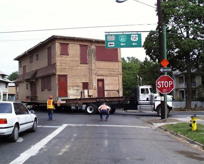 Moving the Richey House